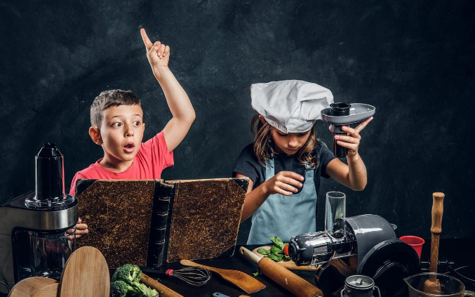 Ways In Which Studying Abroad Is Going To Change Your Life