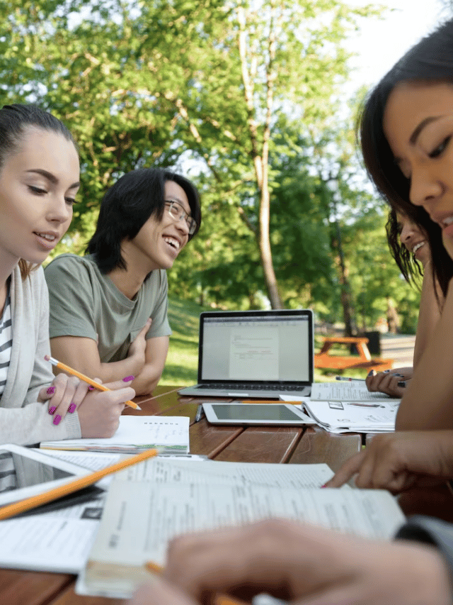 popular-mba-jobs-in-canada-leverage-edu