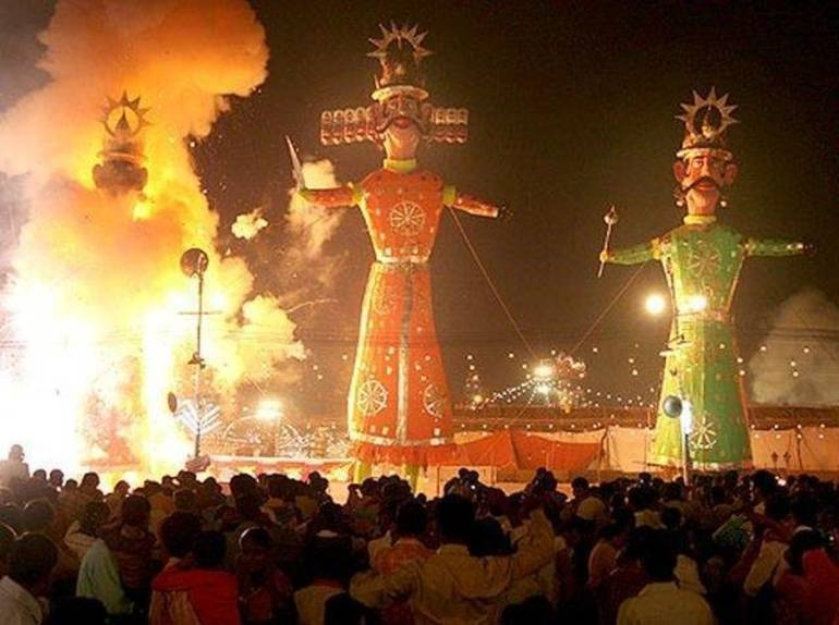 Study Abroad: How These Top Study Abroad Destinations Celebrate Dusshera?
