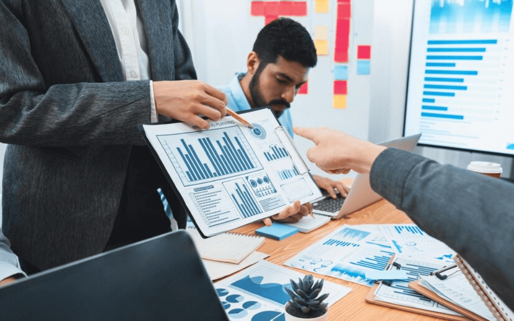 Study Abroad: UK can be your Dream Destination to Study Journalism in 2024-2025