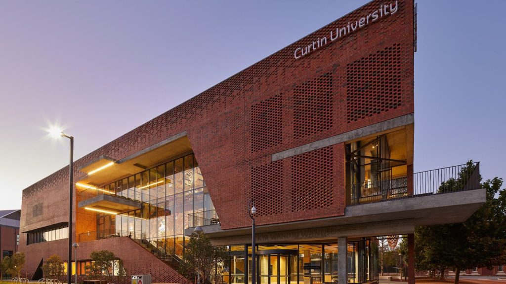 curtin university scholarships